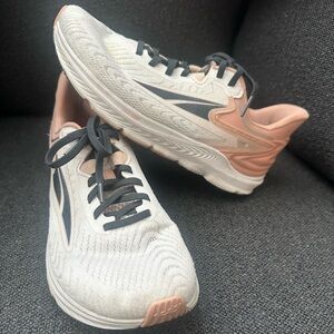 Women’s Altra Running Shoe